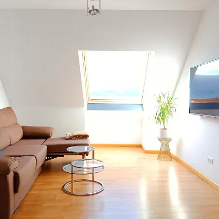 Beachport Apartment *